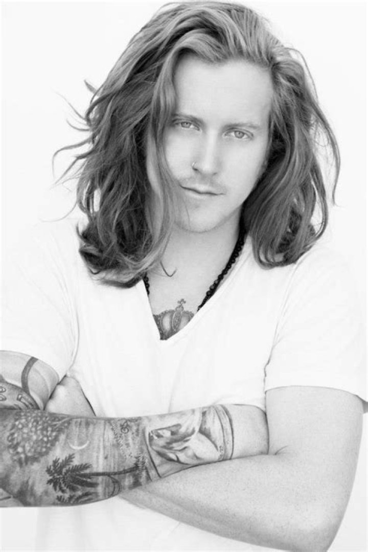 Travis Clark, lead singer of We The Kings. Such a ginger