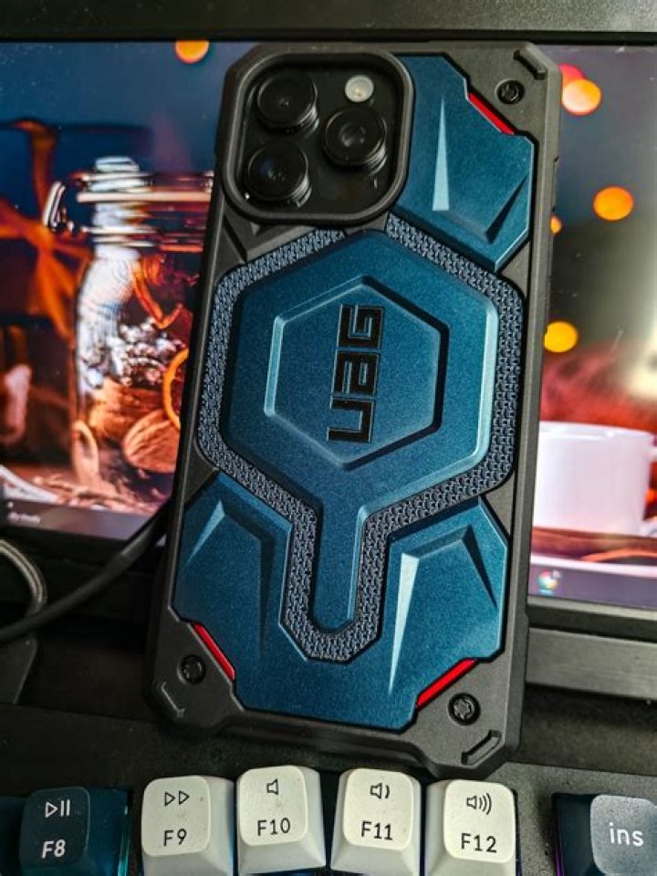 uag monarch