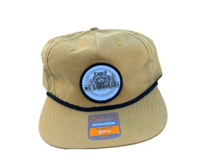 USUM Active Hat m.png