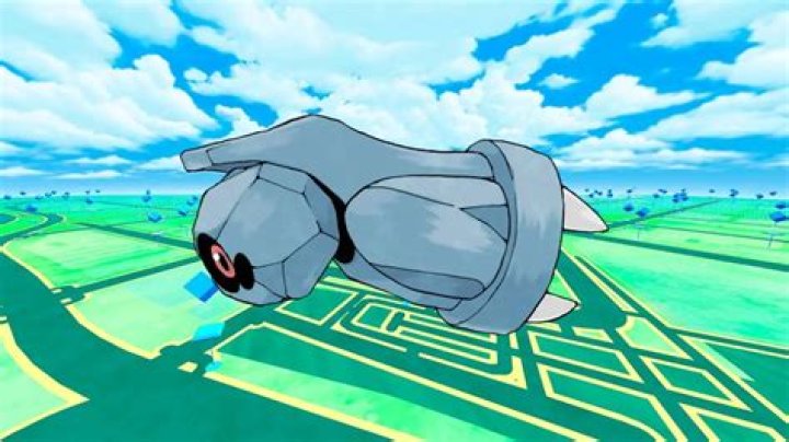 USUM Kommo-o Helm m.png