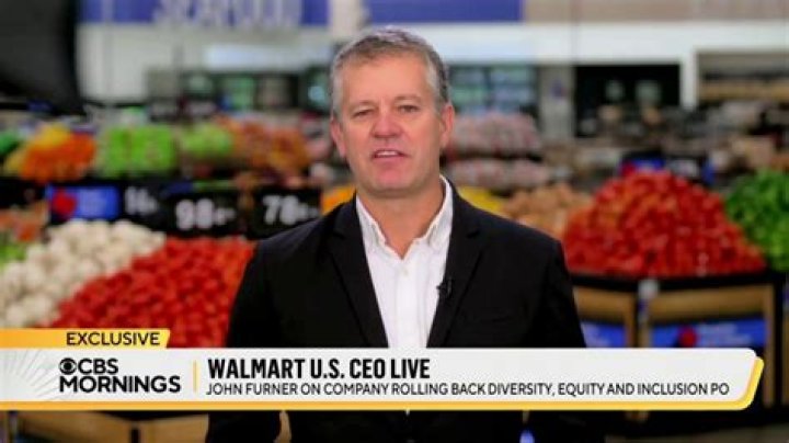 Wal-Mart CEO Stepping Down After 9 Years 
